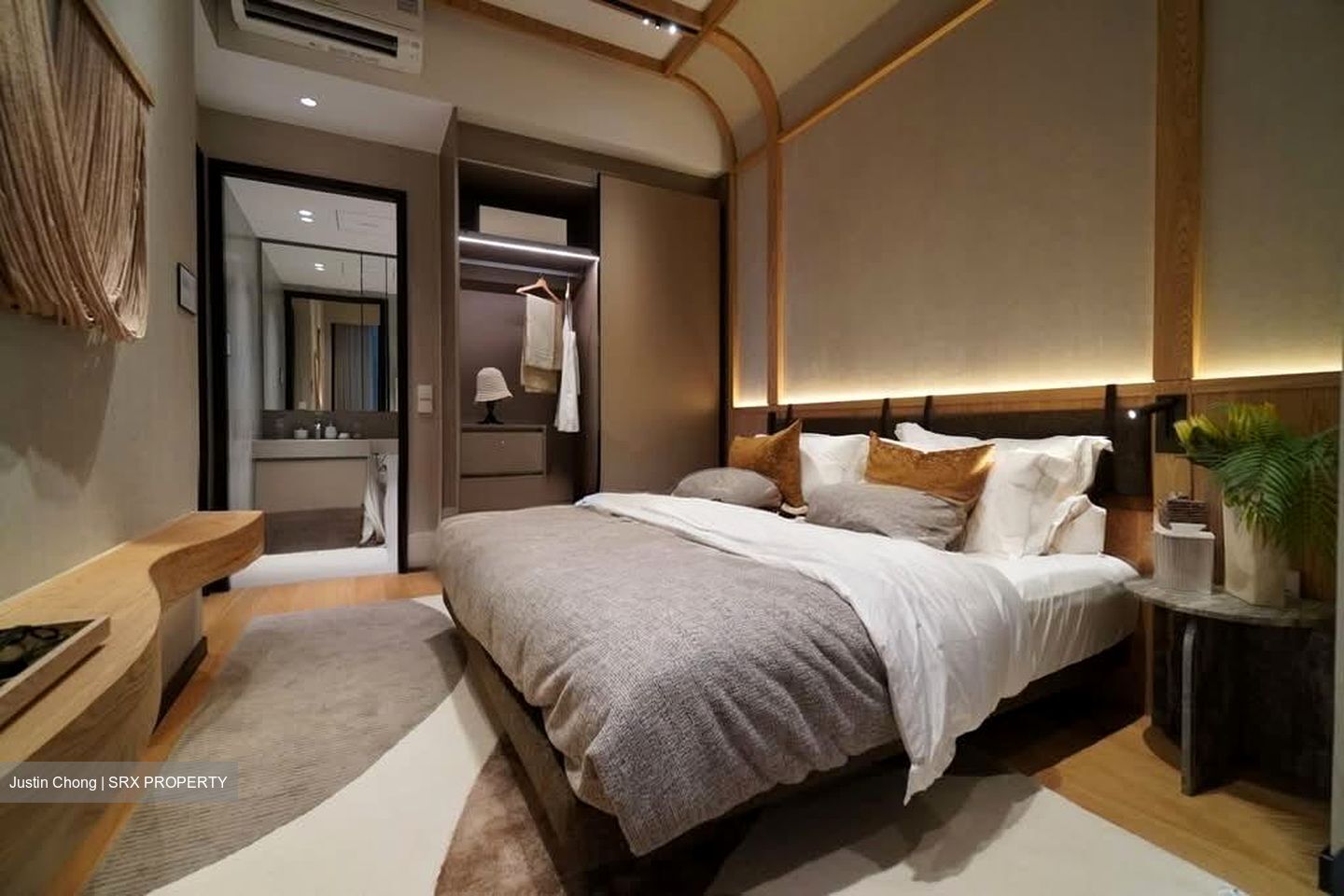 The Hillshore (D5), Condominium #566560931